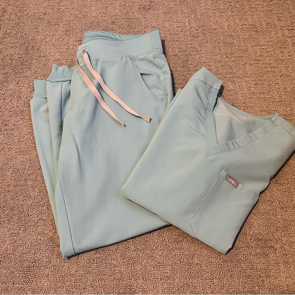 Figs Light Blue Scrub Set